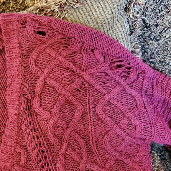 American Rag Red Knit Sweater - Picture 4 of 4